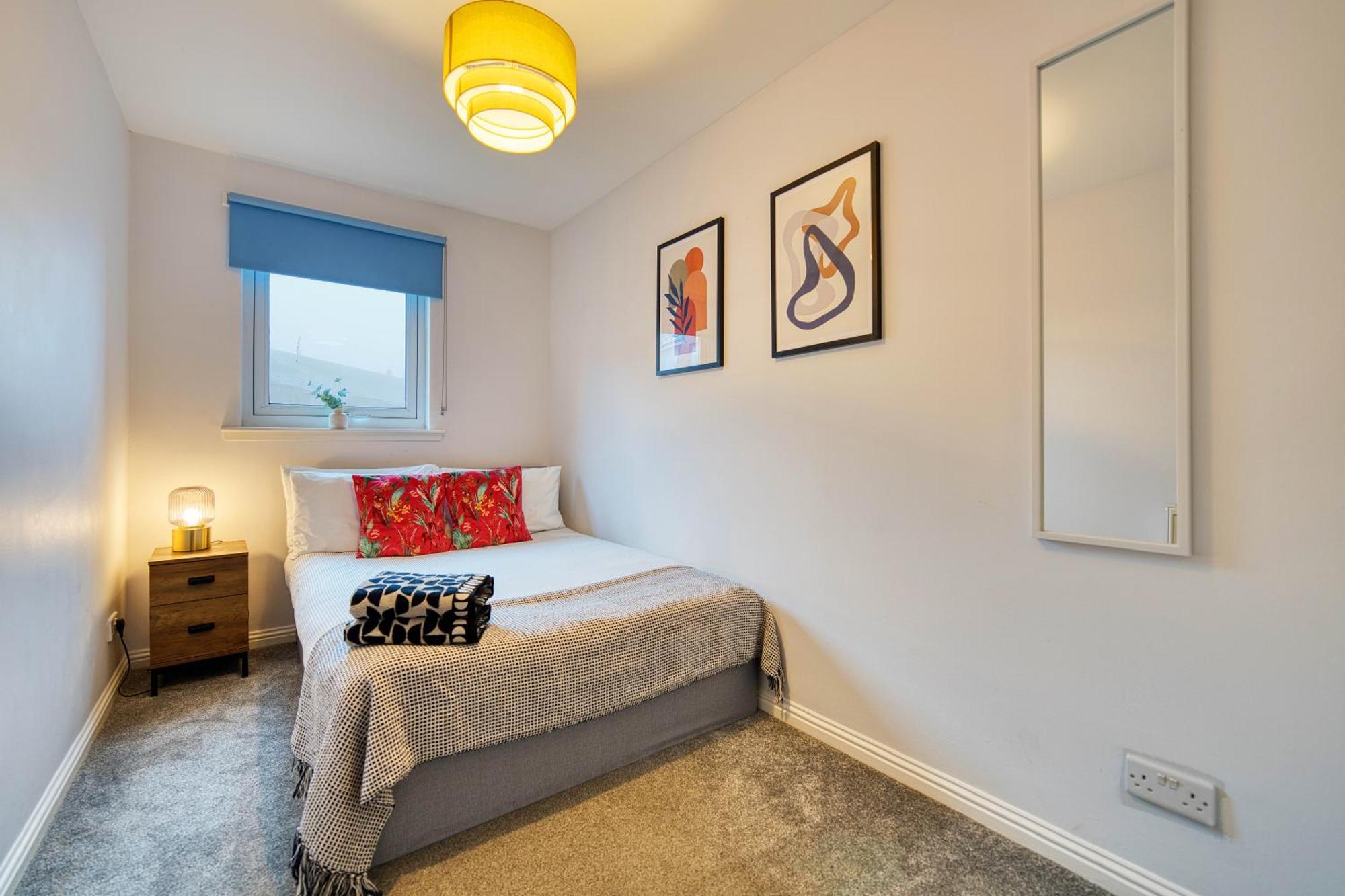 Апартаменти Modern 2 Bed Flat With Free Parking Глазго Екстер'єр фото